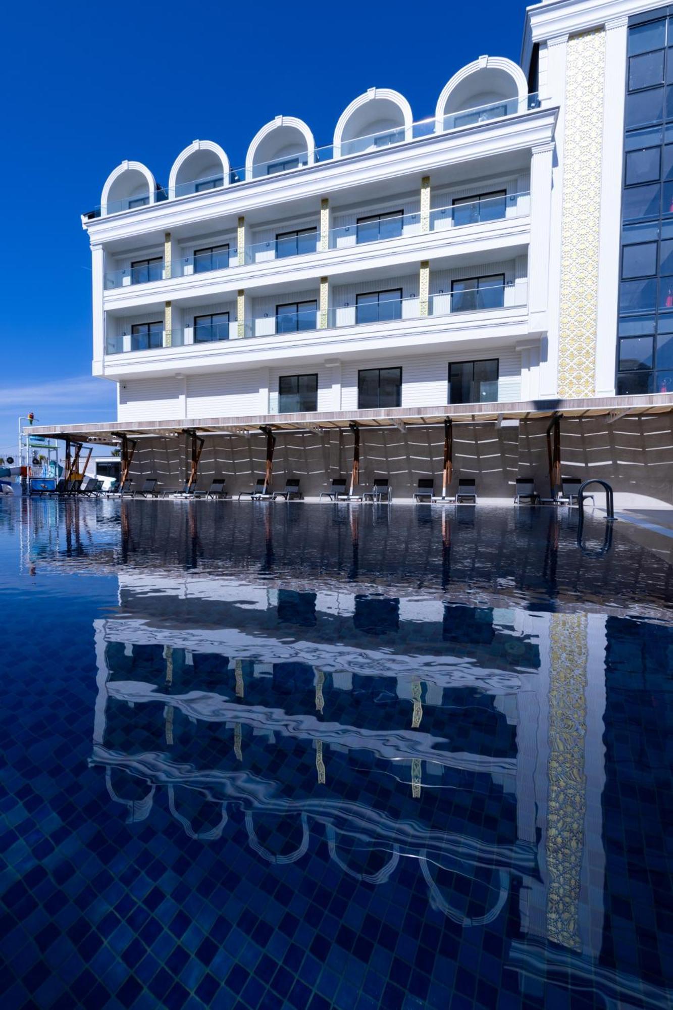 Belenli Resort Hotel Belek Exterior photo